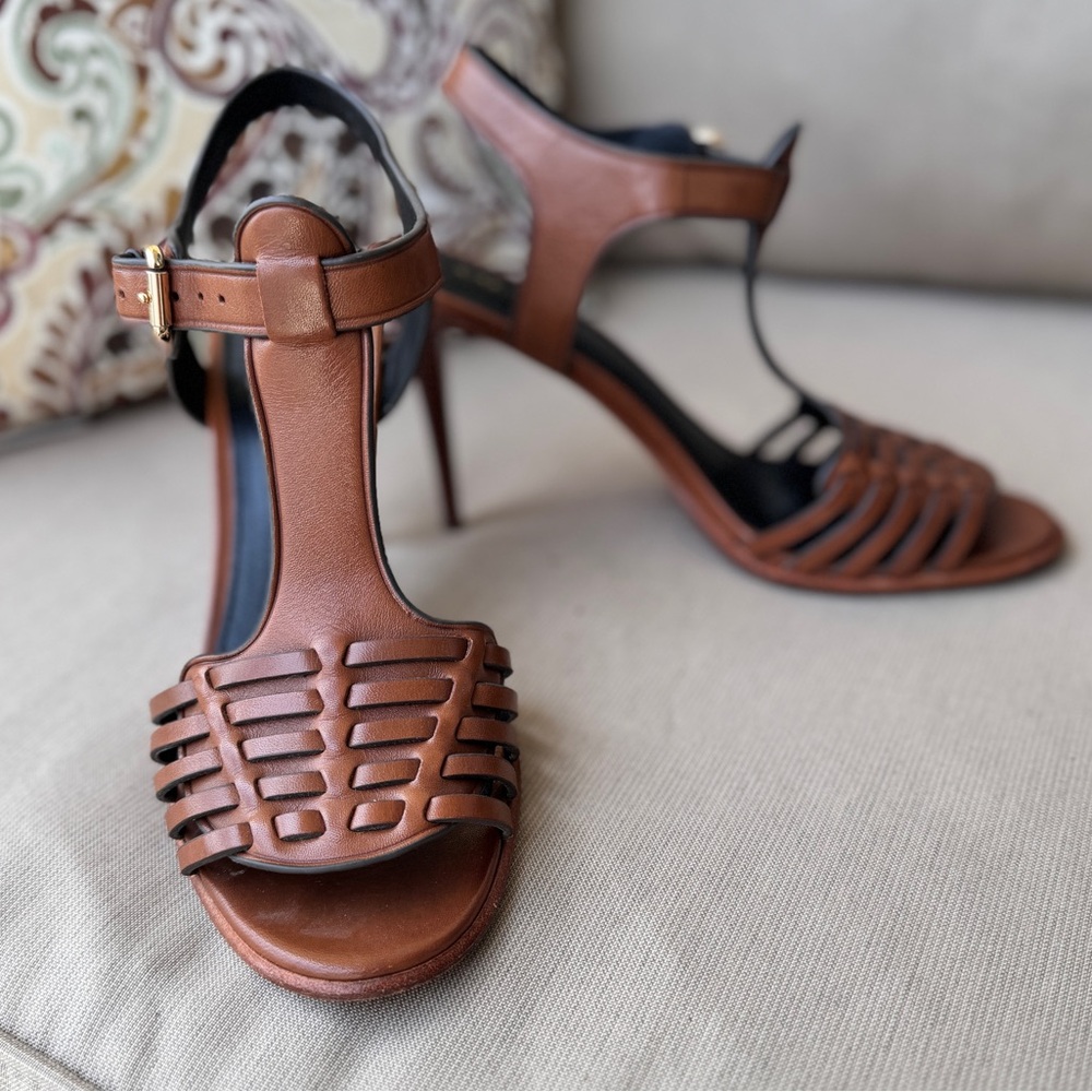LIKE NEW COACH Izzy Woven T-Strap High Heel Sandals Size 8 | Color Brown
